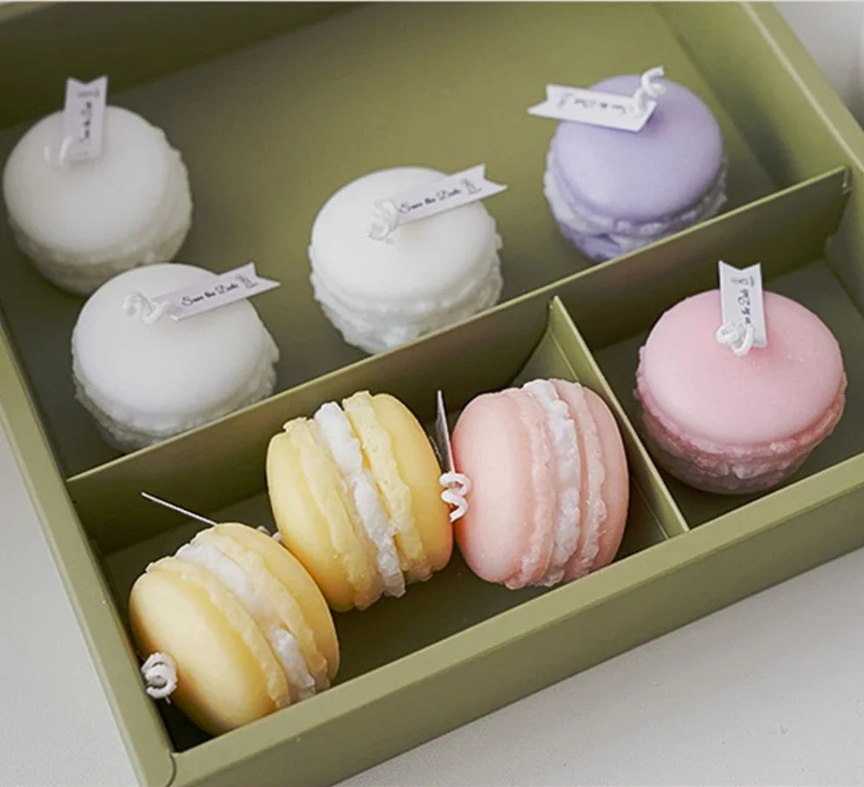 Macaroon Candle